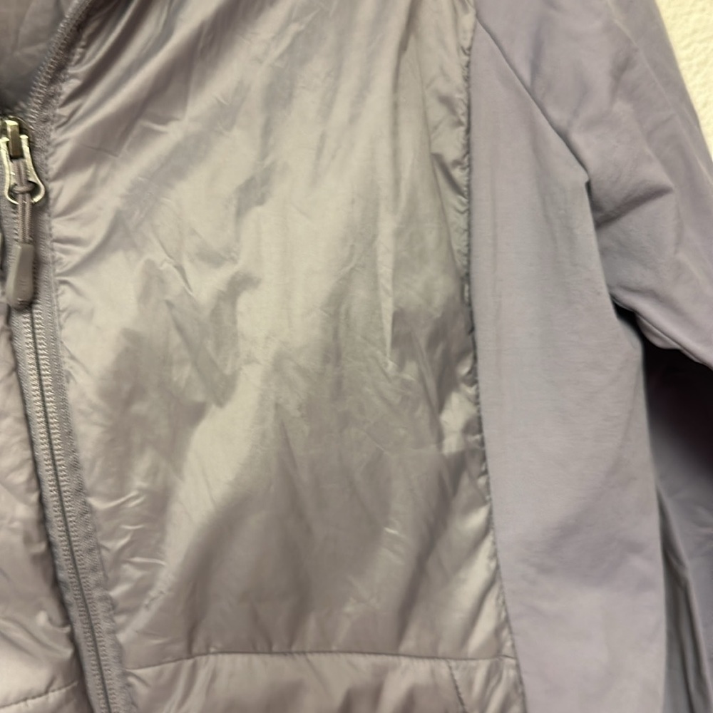 32* degrees performance shacket size medium - Picture 8 of 9